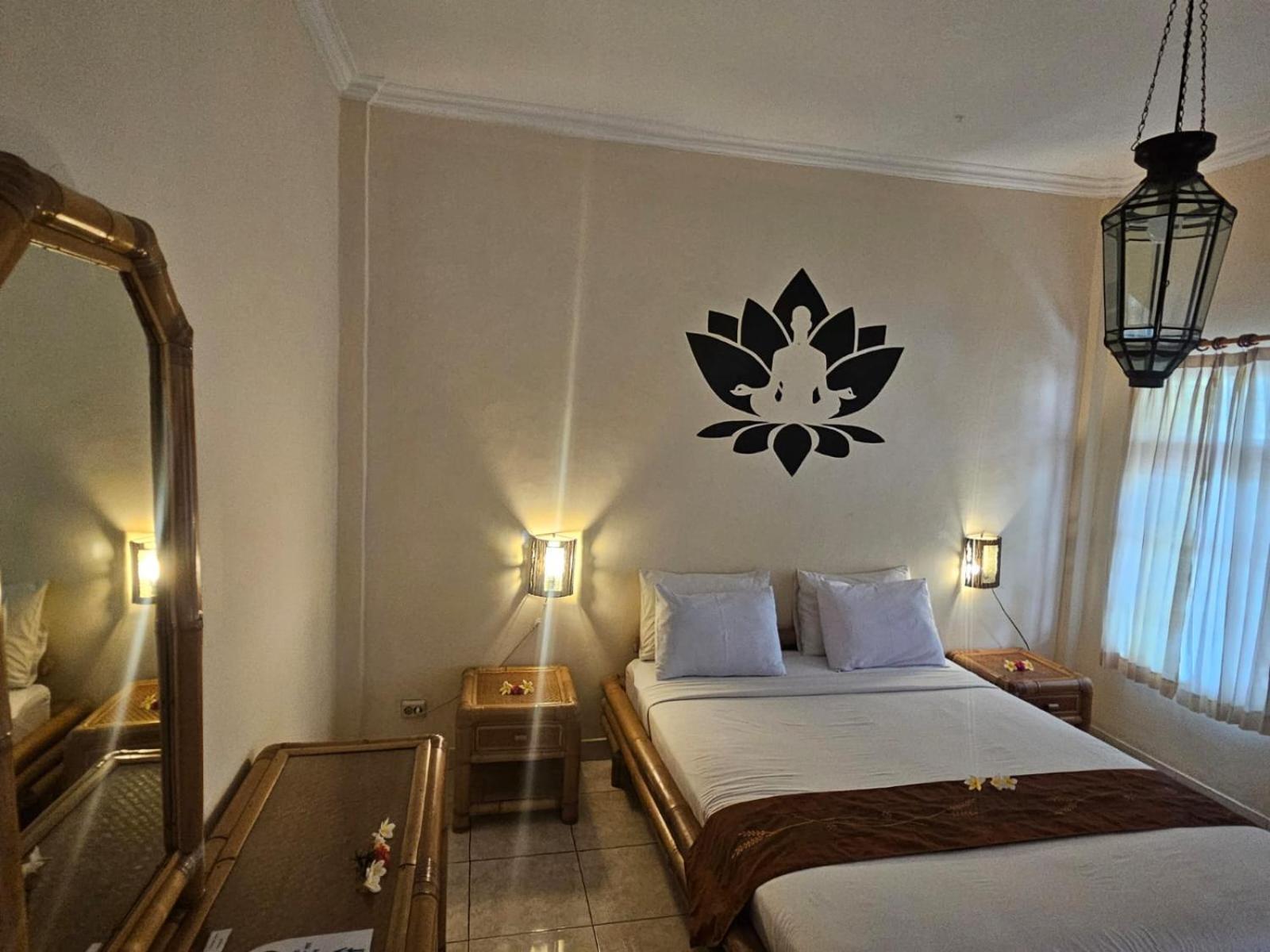 Hotel Chonos Lovina Exteriör bild